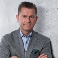 Kim ein Klient der seine Erfahrung mit Masoud als Coach beschreibt